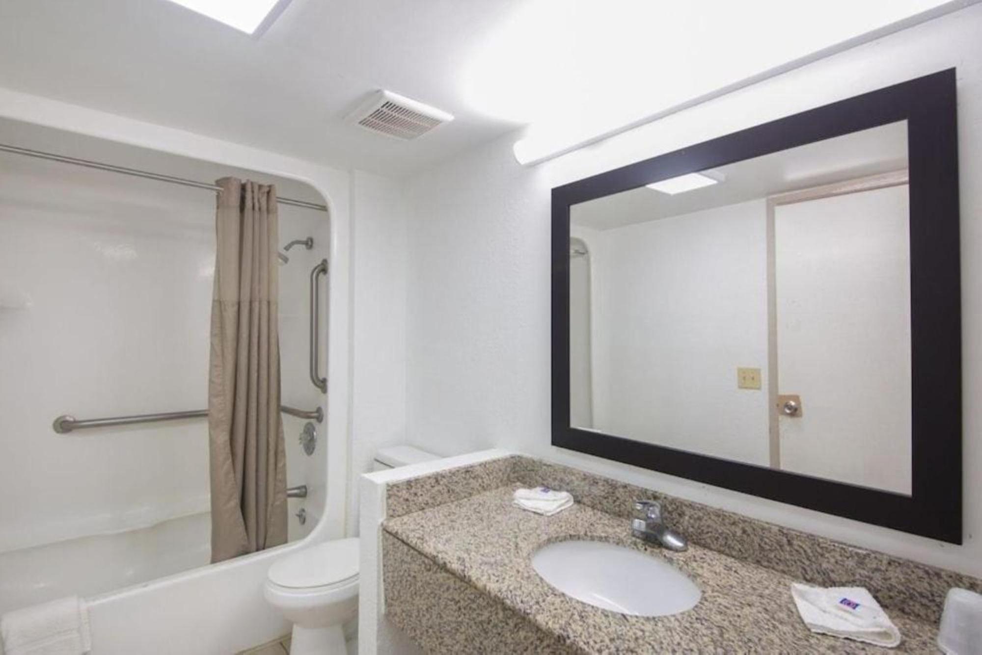 Oyo Hotel Baton Rouge East I-12 Louisiana المظهر الخارجي الصورة